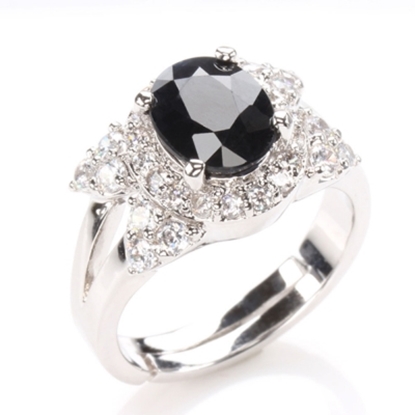 【雅紅珠寶】蝴蝶飛舞天然2克拉黑藍寶石-活圍設計